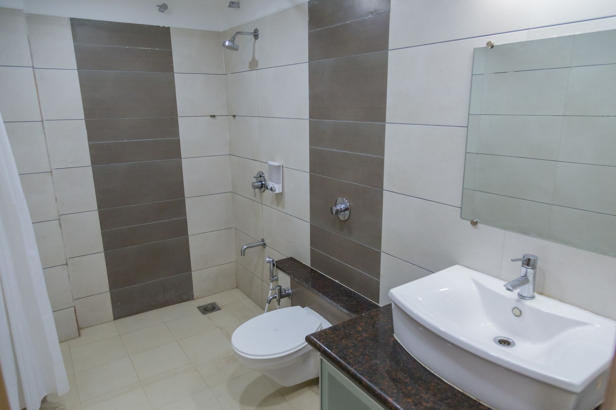 The Silver Leaf Hotel อาเมดาบัด ภายนอก รูปภาพ