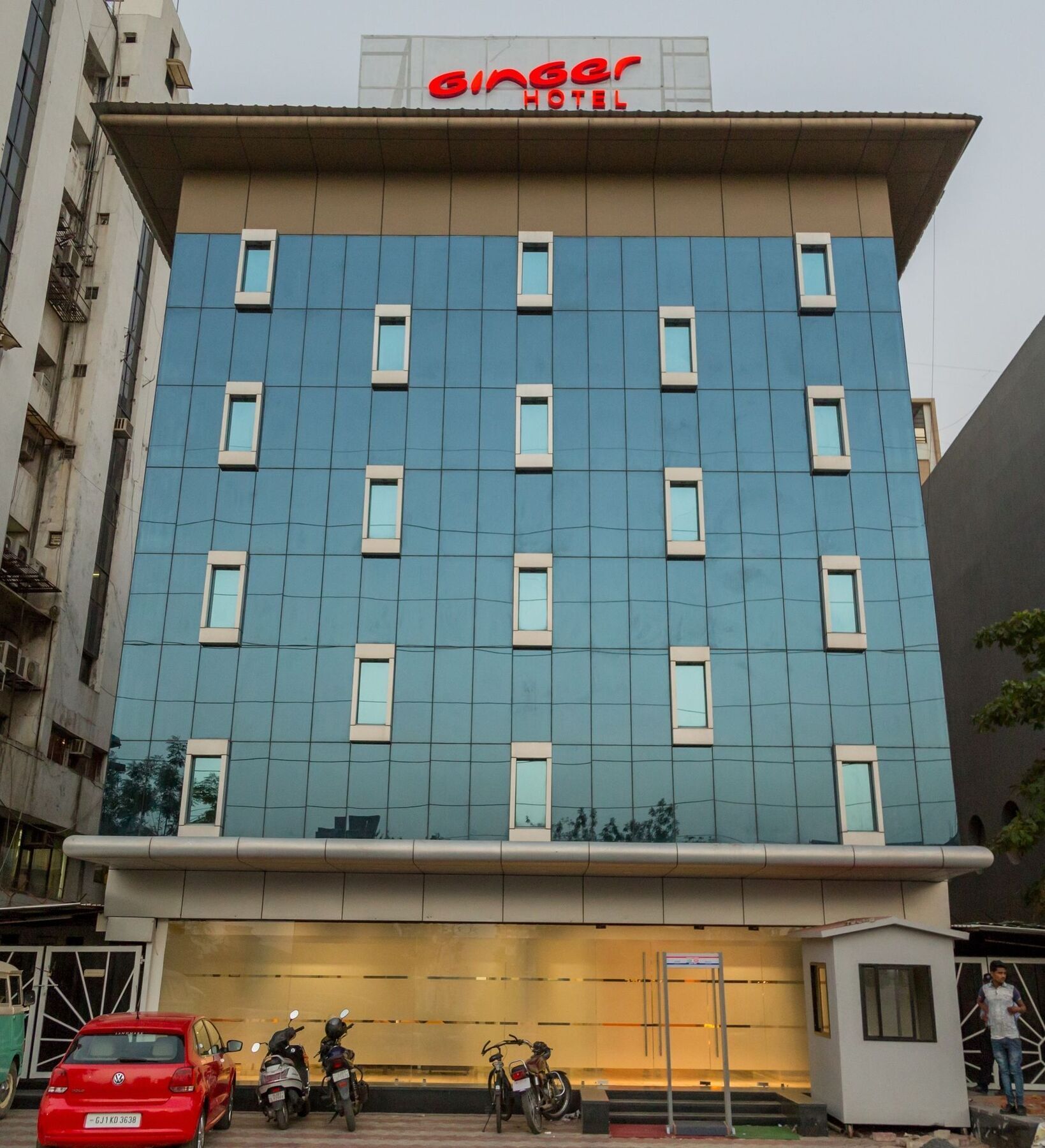 The Silver Leaf Hotel อาเมดาบัด ภายนอก รูปภาพ